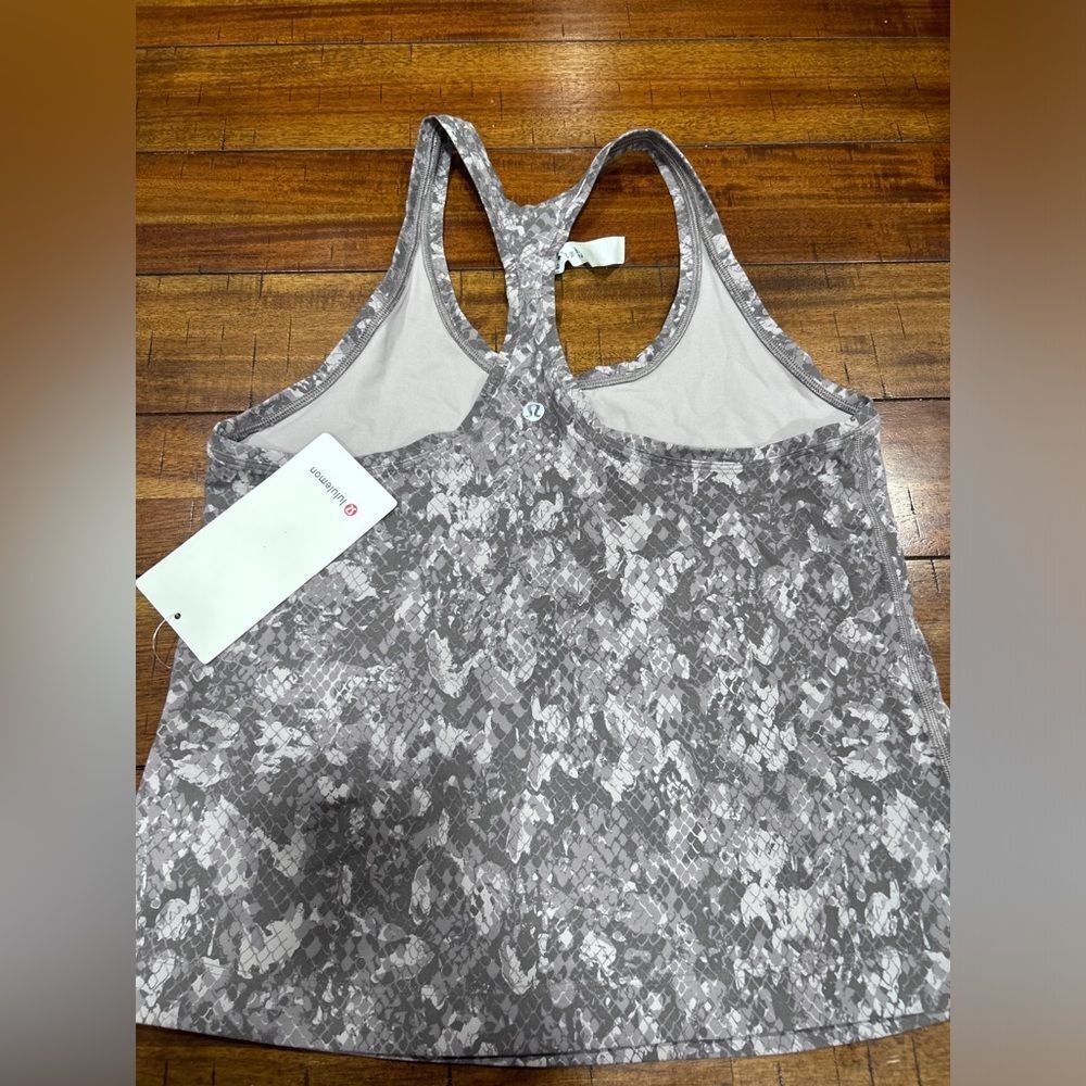 New Nulu Lululemon RaceBack Tank